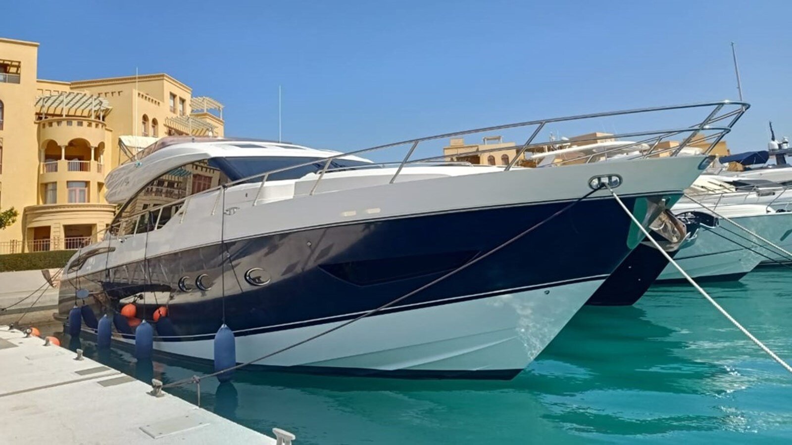 2015-princess-yachts-72-11-b35d60