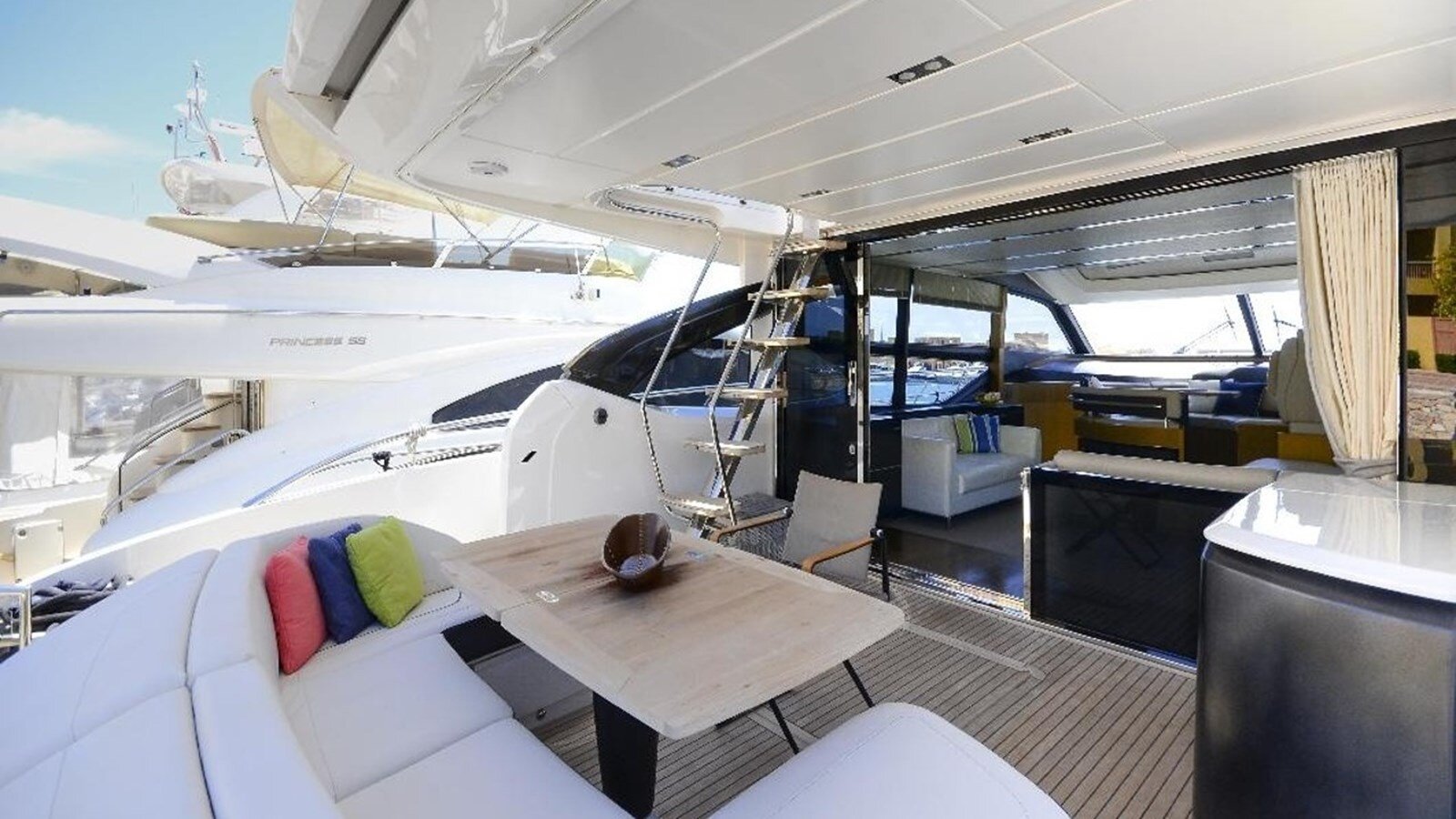 2015-princess-yachts-72-11-b35d60