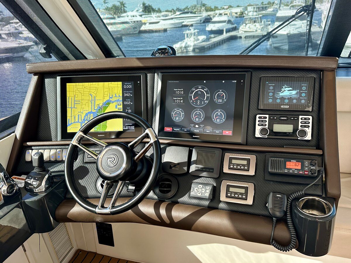 2015-riviera-50-7de03d