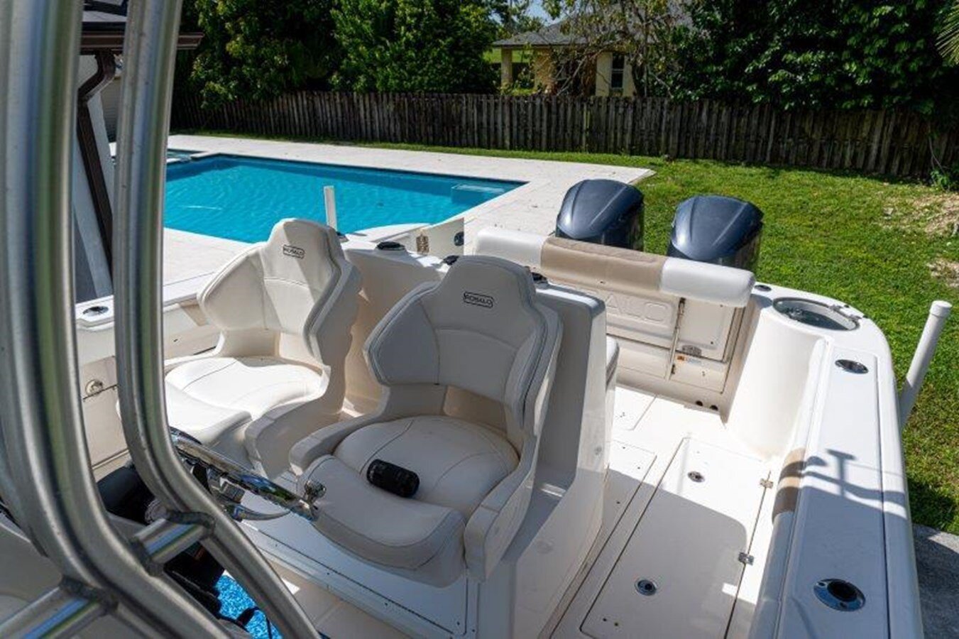 2015-robalo-30-a65d45