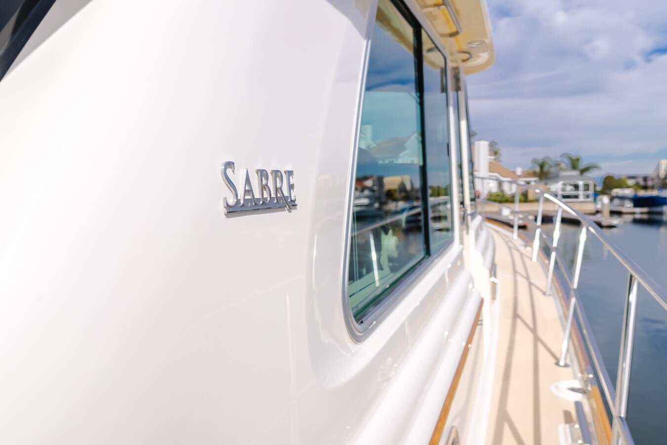 2015-sabre-yachts-48-32986a