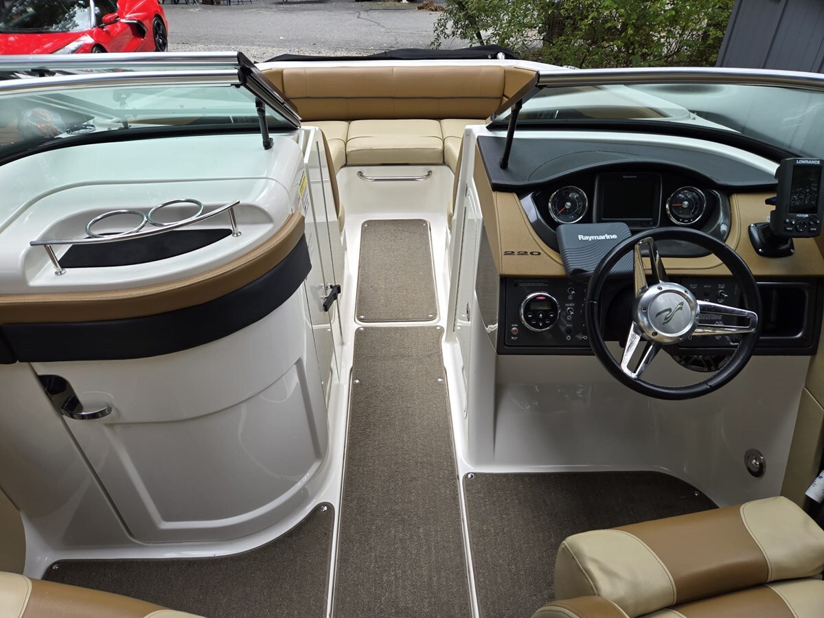 2015-sea-ray-22-6-00adb3