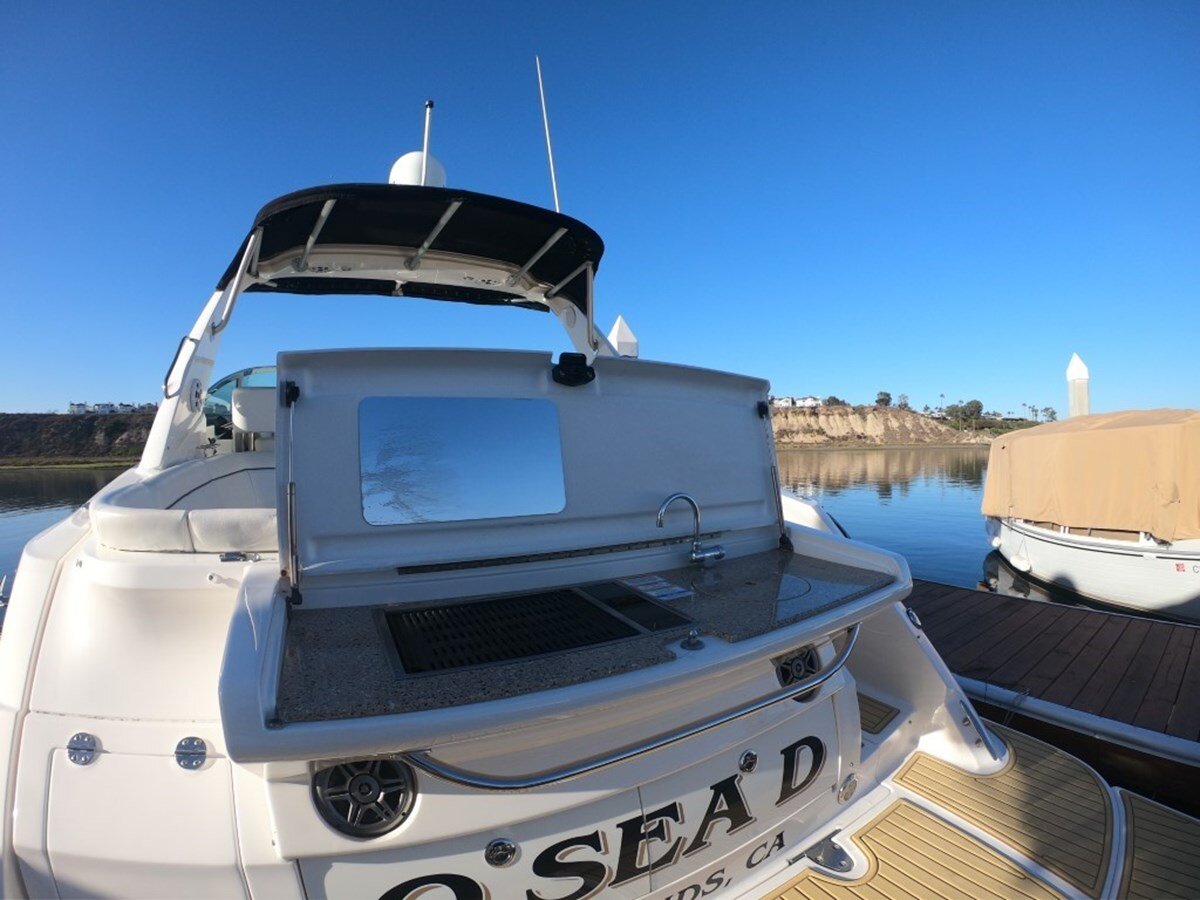 2015-sea-ray-37-b20553