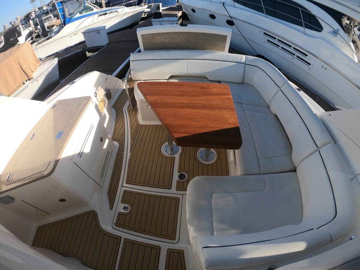 2015-sea-ray-37-b20553