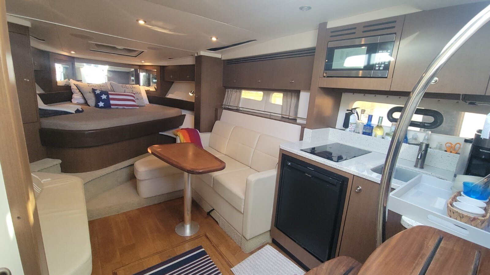 2015-sea-ray-37-b20553