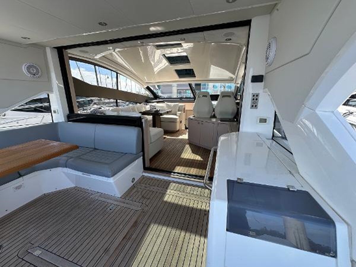 2015-sunseeker-60-1-3f6d94