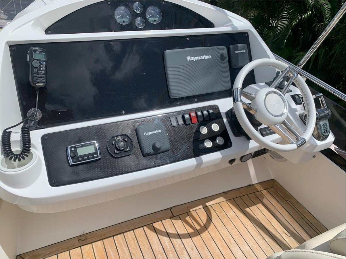 2015-sunseeker-69-1412e1