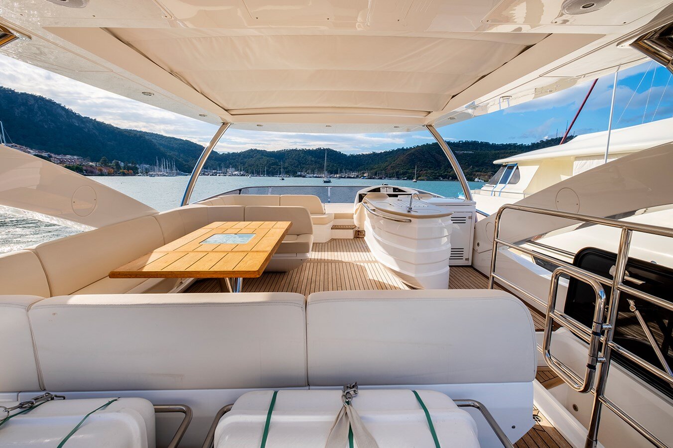 2015-sunseeker-75-4-ed0e76