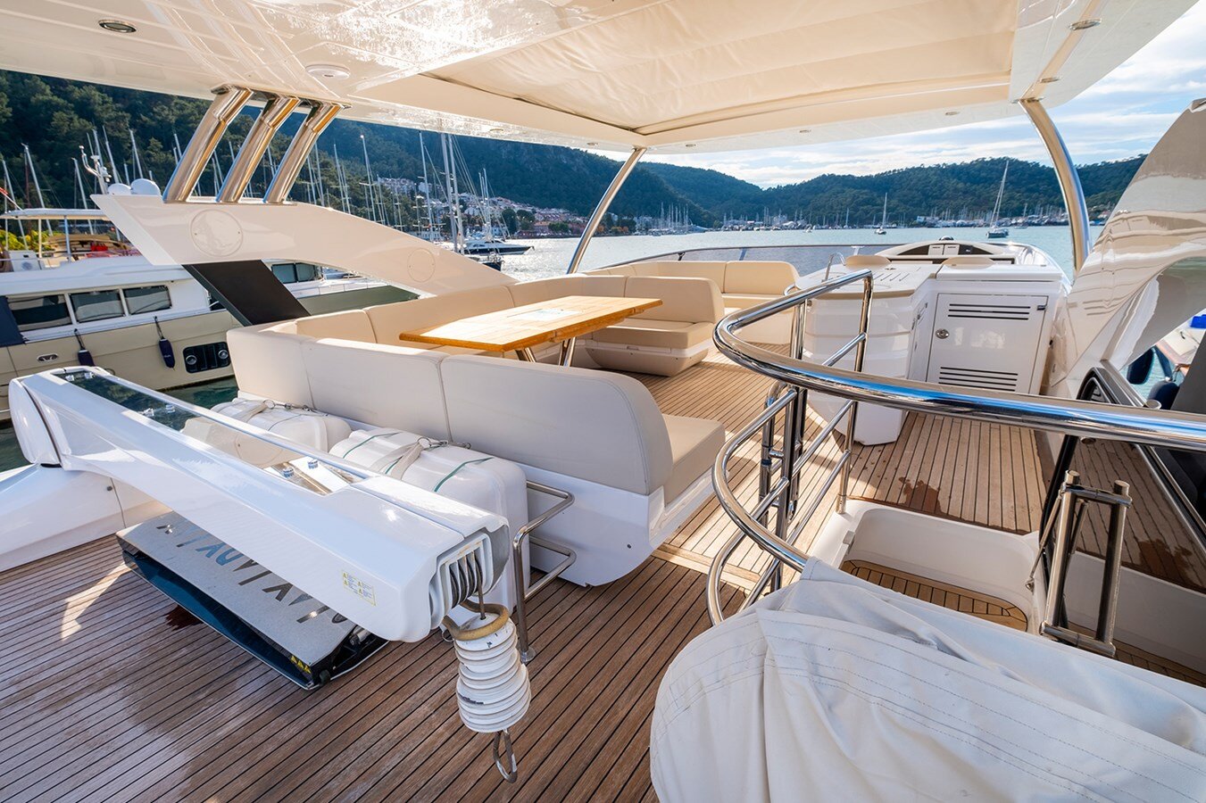 2015-sunseeker-75-4-ed0e76