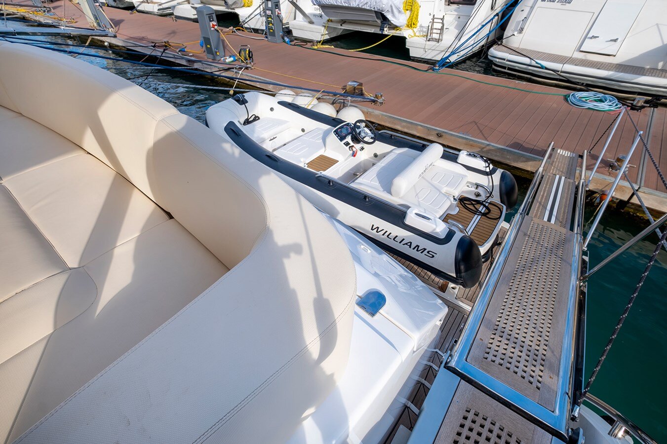 2015-sunseeker-75-4-ed0e76