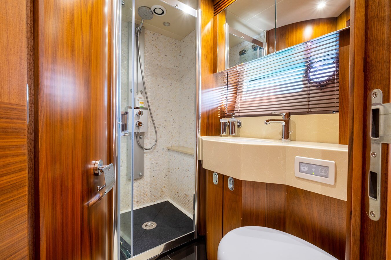 2015-sunseeker-75-4-ed0e76