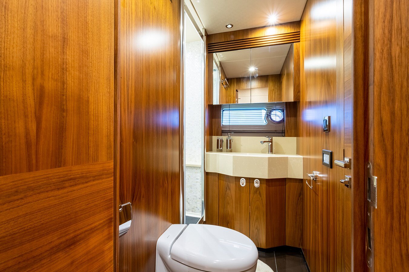 2015-sunseeker-75-4-ed0e76