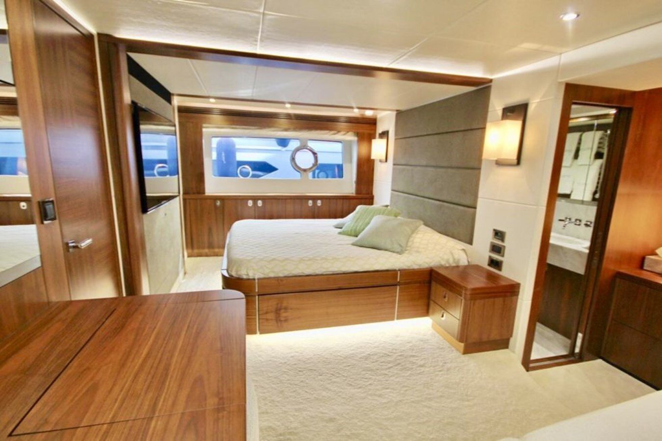 2015 SUNSEEKER 75' 7