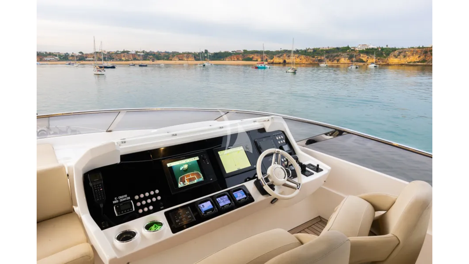 2015 SUNSEEKER 86' 4