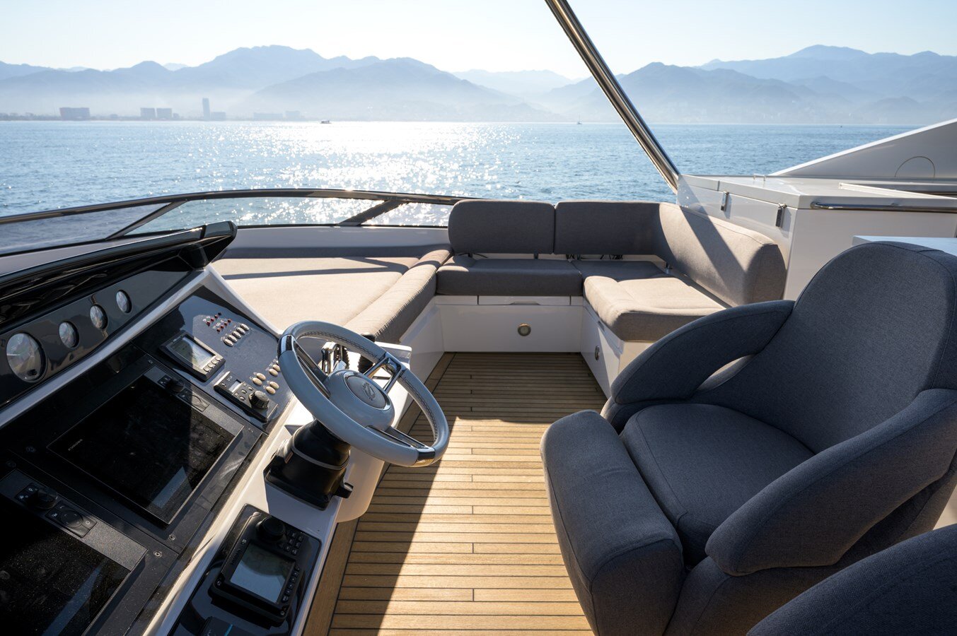 2015-sunseeker-92-3-09da3c