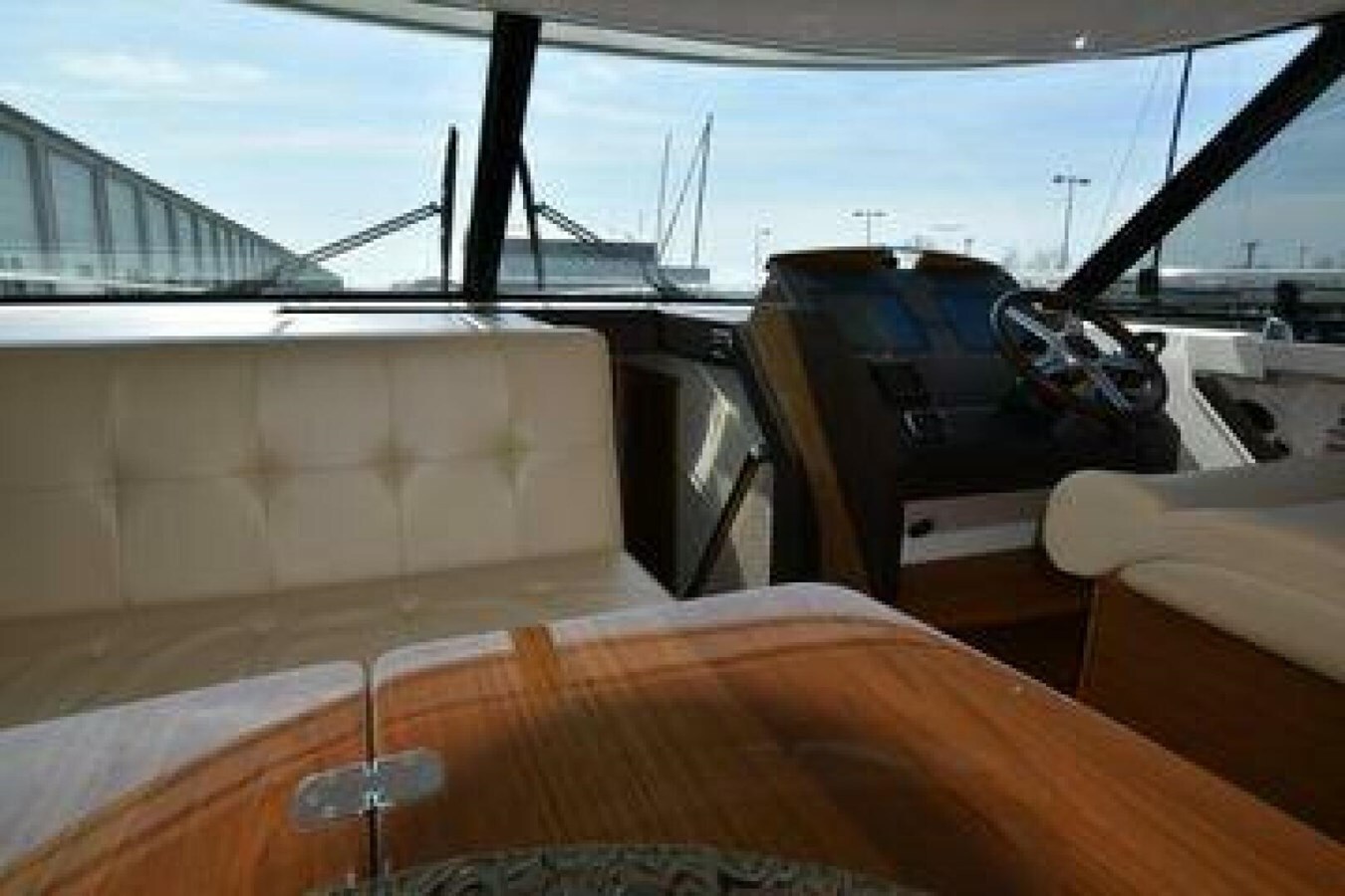 2015-tiara-yachts-44-8fa008