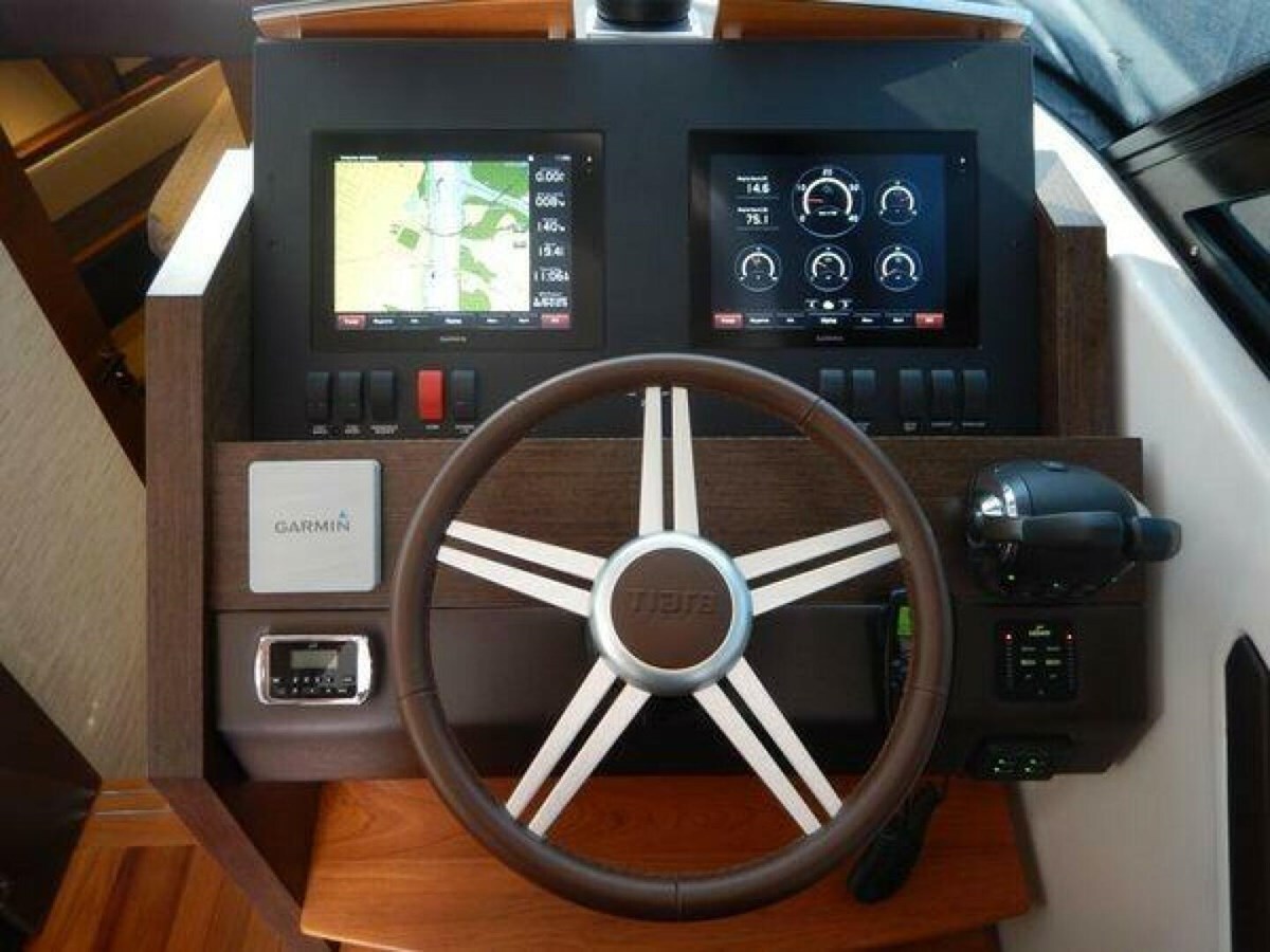 2015-tiara-yachts-44-8fa008