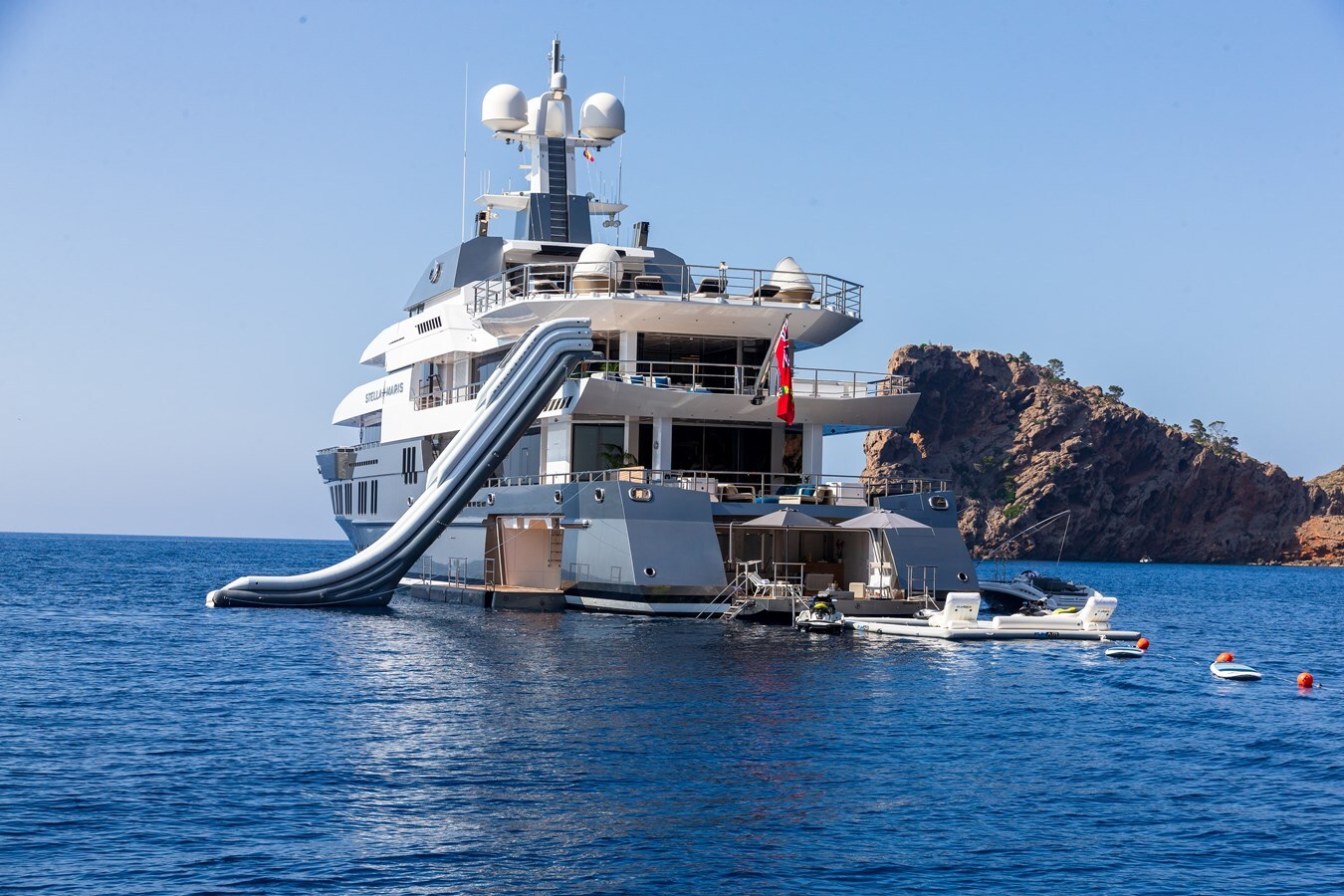 2015 VIAREGGIO SUPERYACHTS 236' 7