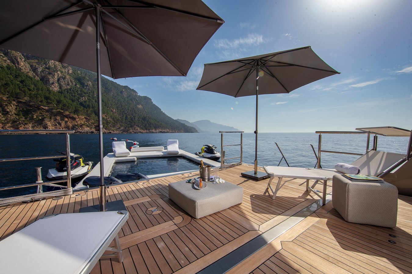 2015 VIAREGGIO SUPERYACHTS 236' 7