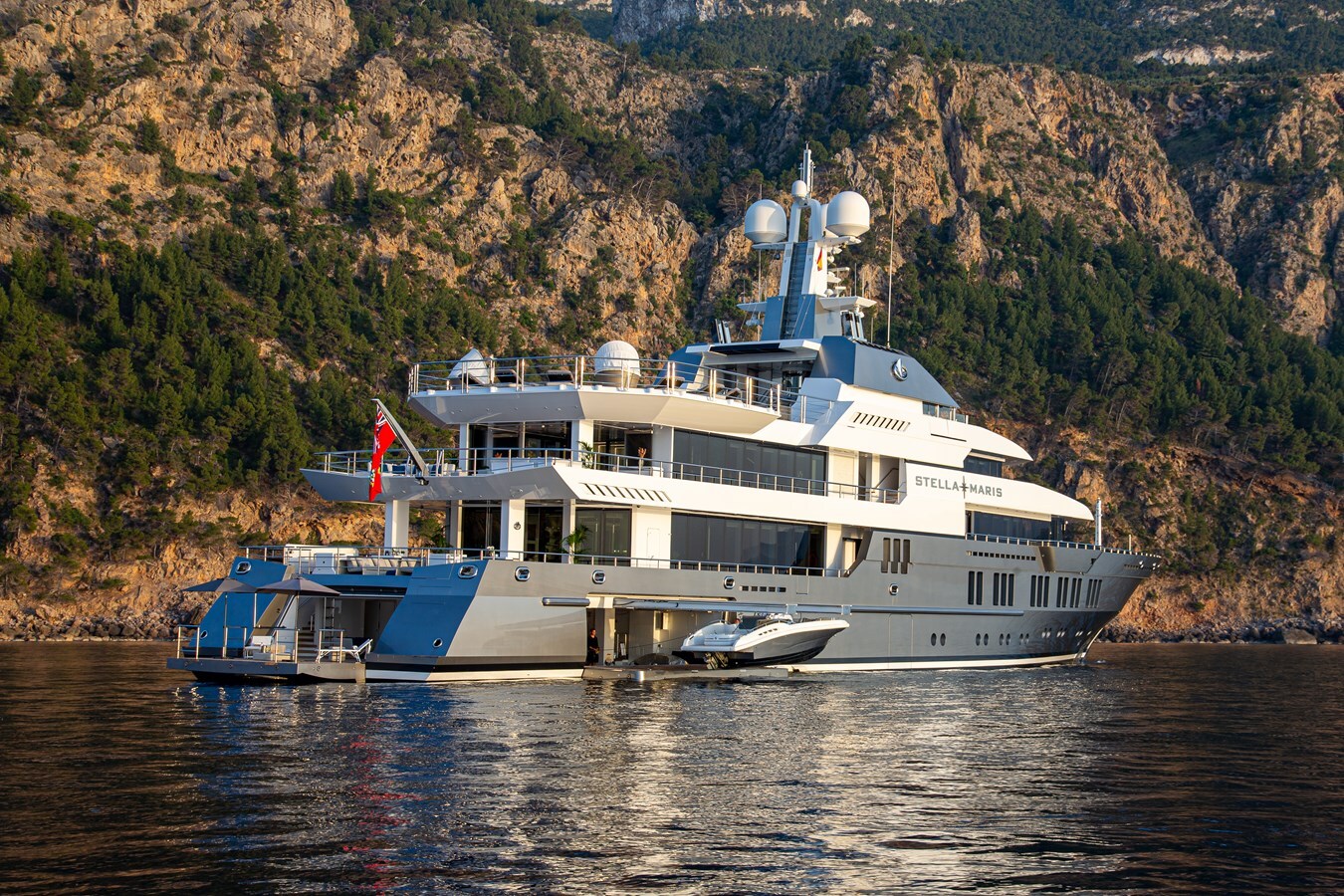 2015 VIAREGGIO SUPERYACHTS 236' 7