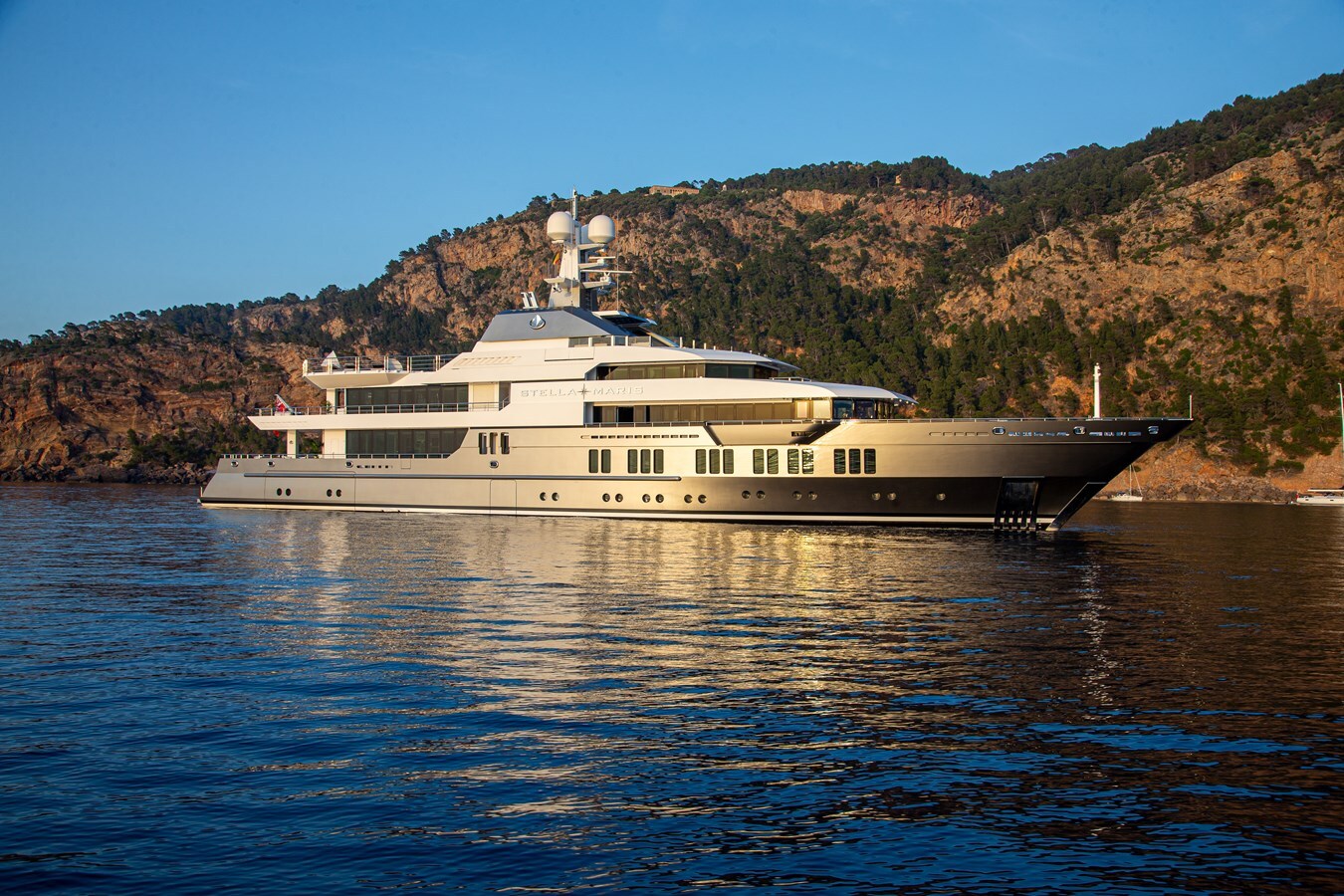 2015 VIAREGGIO SUPERYACHTS 236' 7