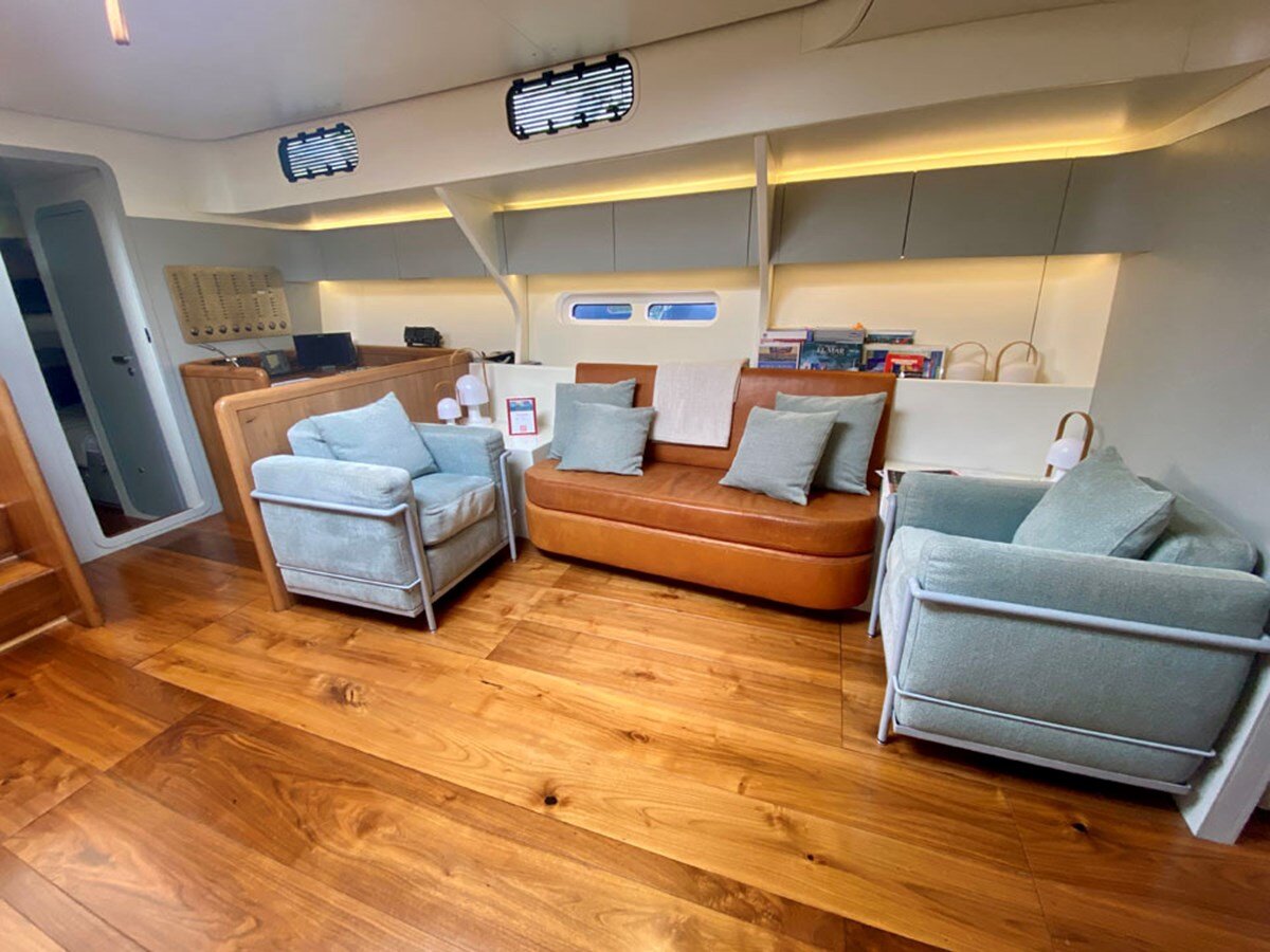 2015-y-yachts-78-8-be4c66