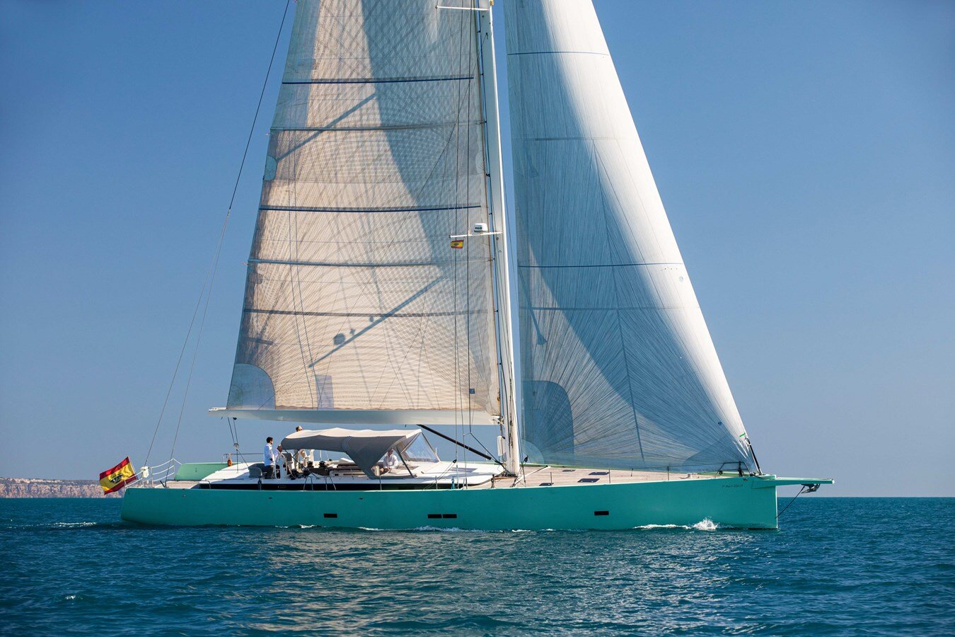 2015-y-yachts-78-9-d871b9