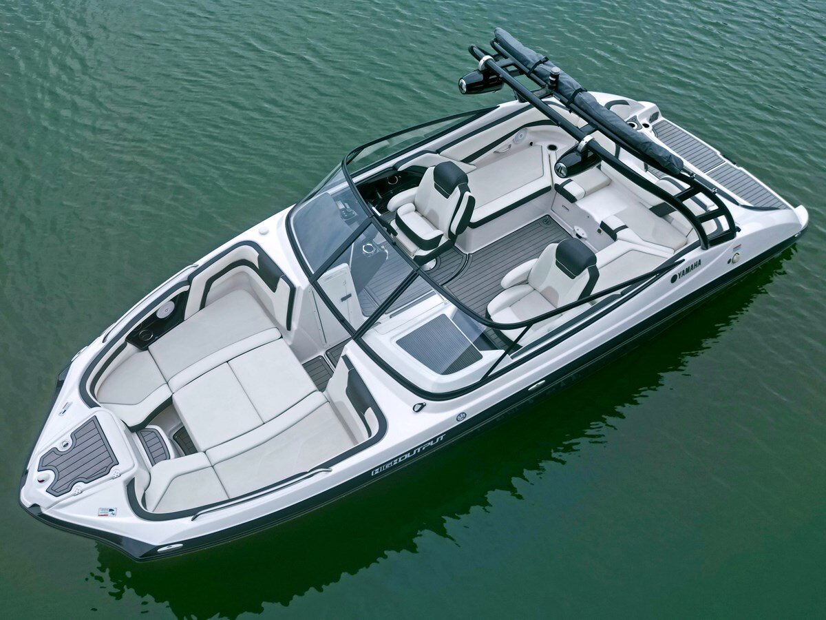 2015-yamaha-24-d7a0ec