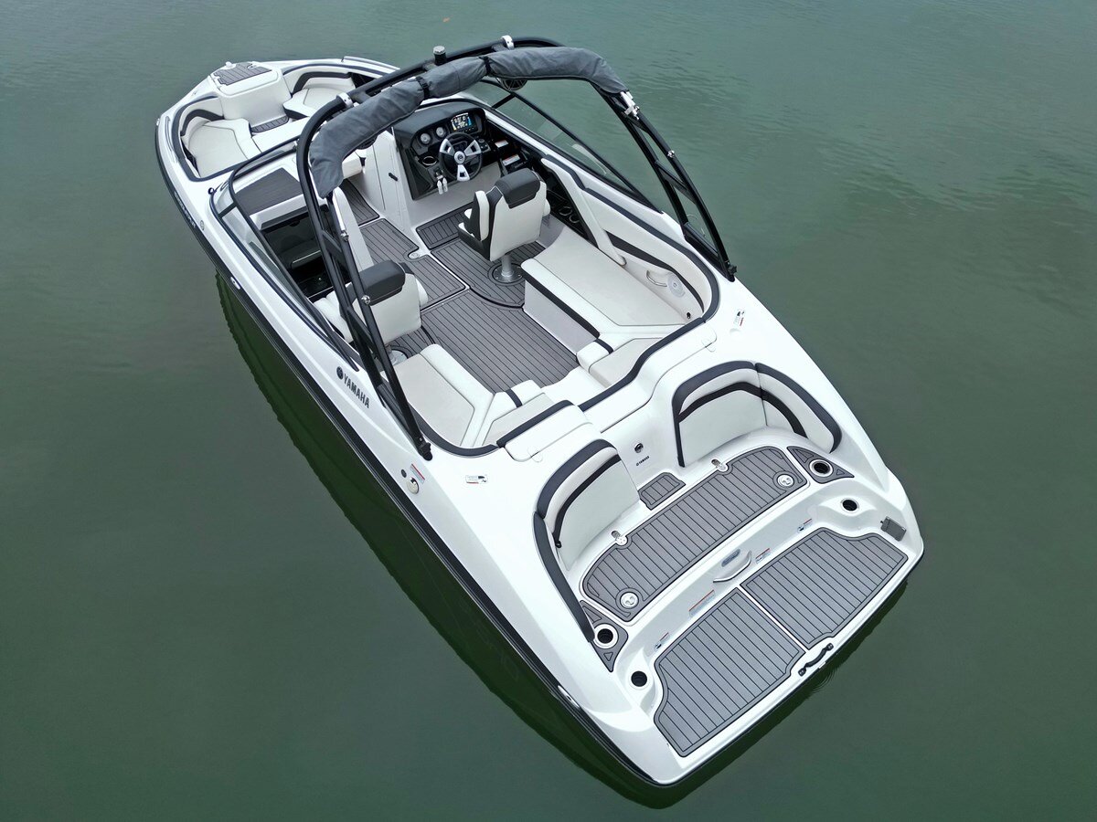 2015-yamaha-24-d7a0ec