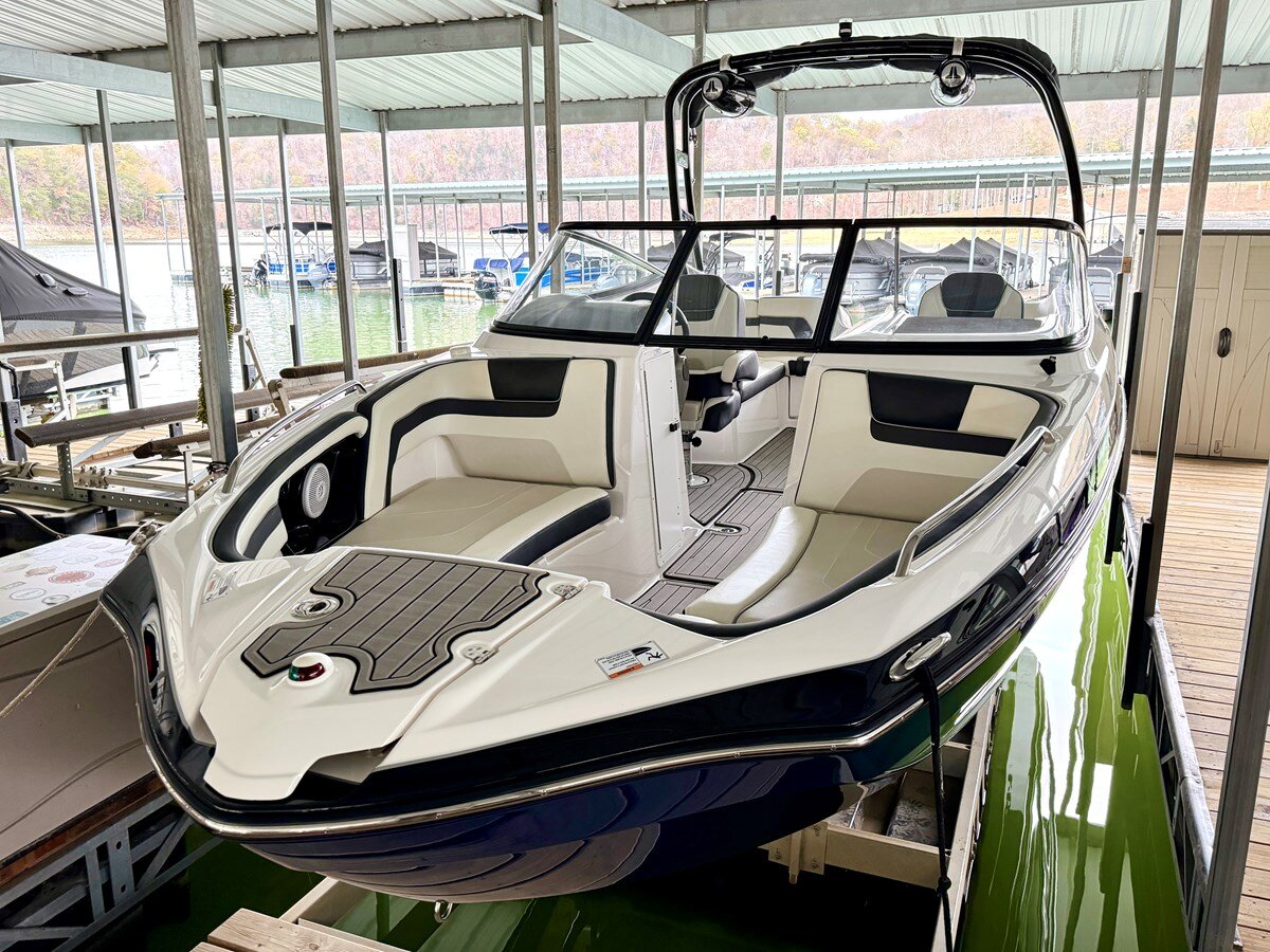 2015-yamaha-24-d7a0ec