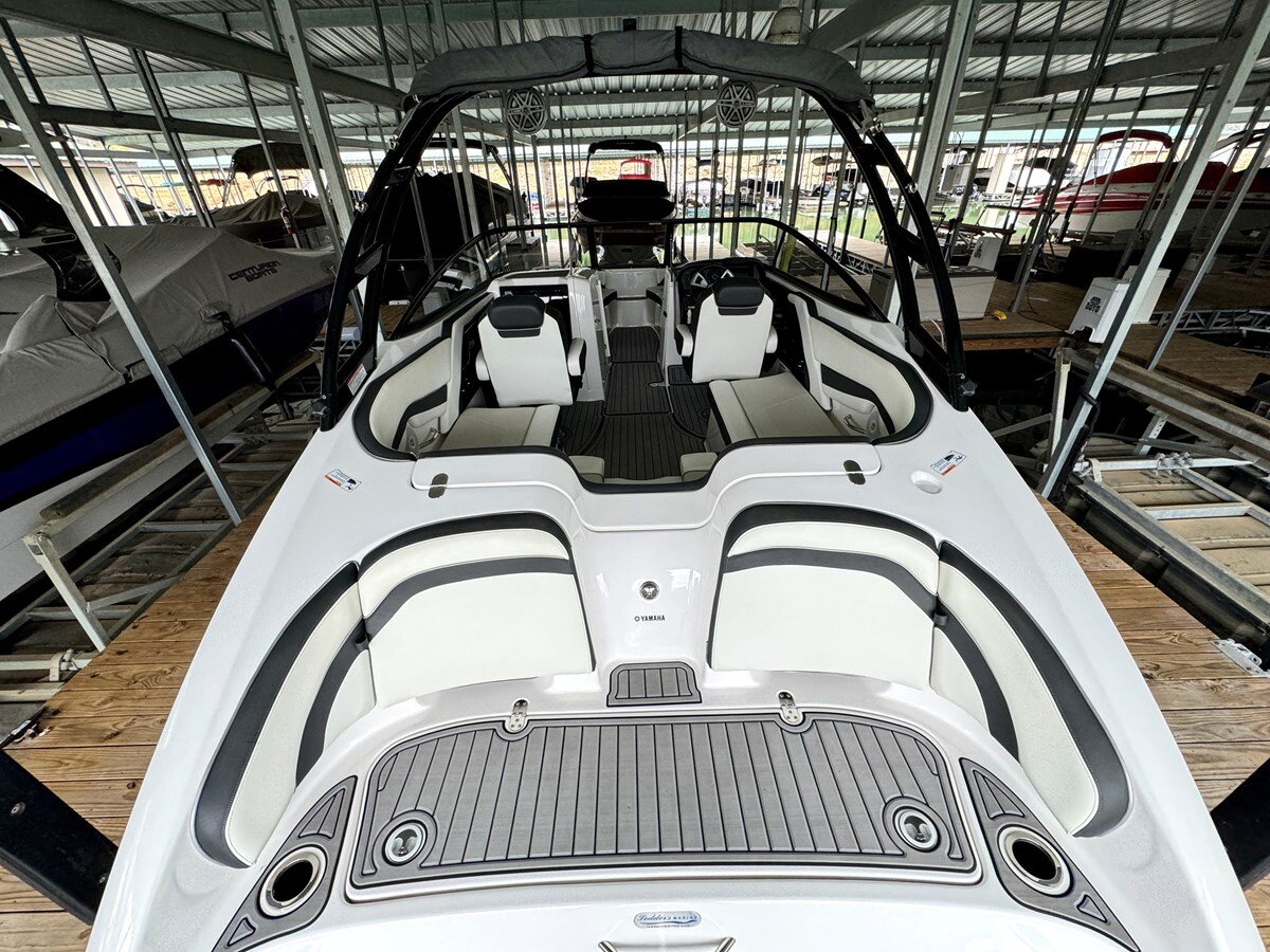 2015-yamaha-24-d7a0ec