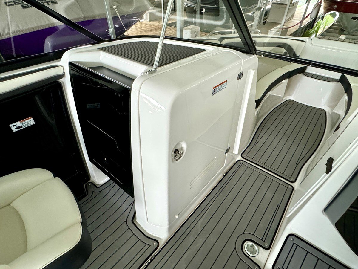 2015-yamaha-24-d7a0ec