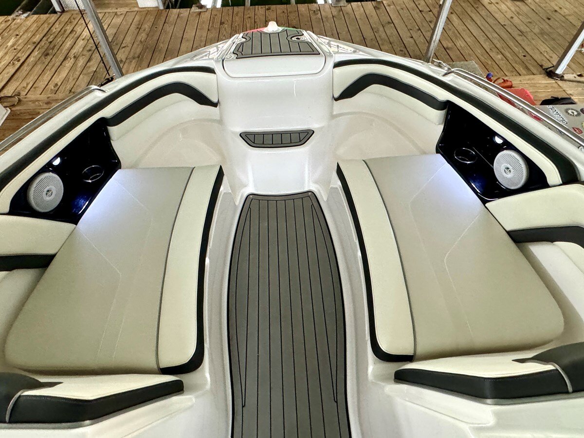 2015-yamaha-24-d7a0ec