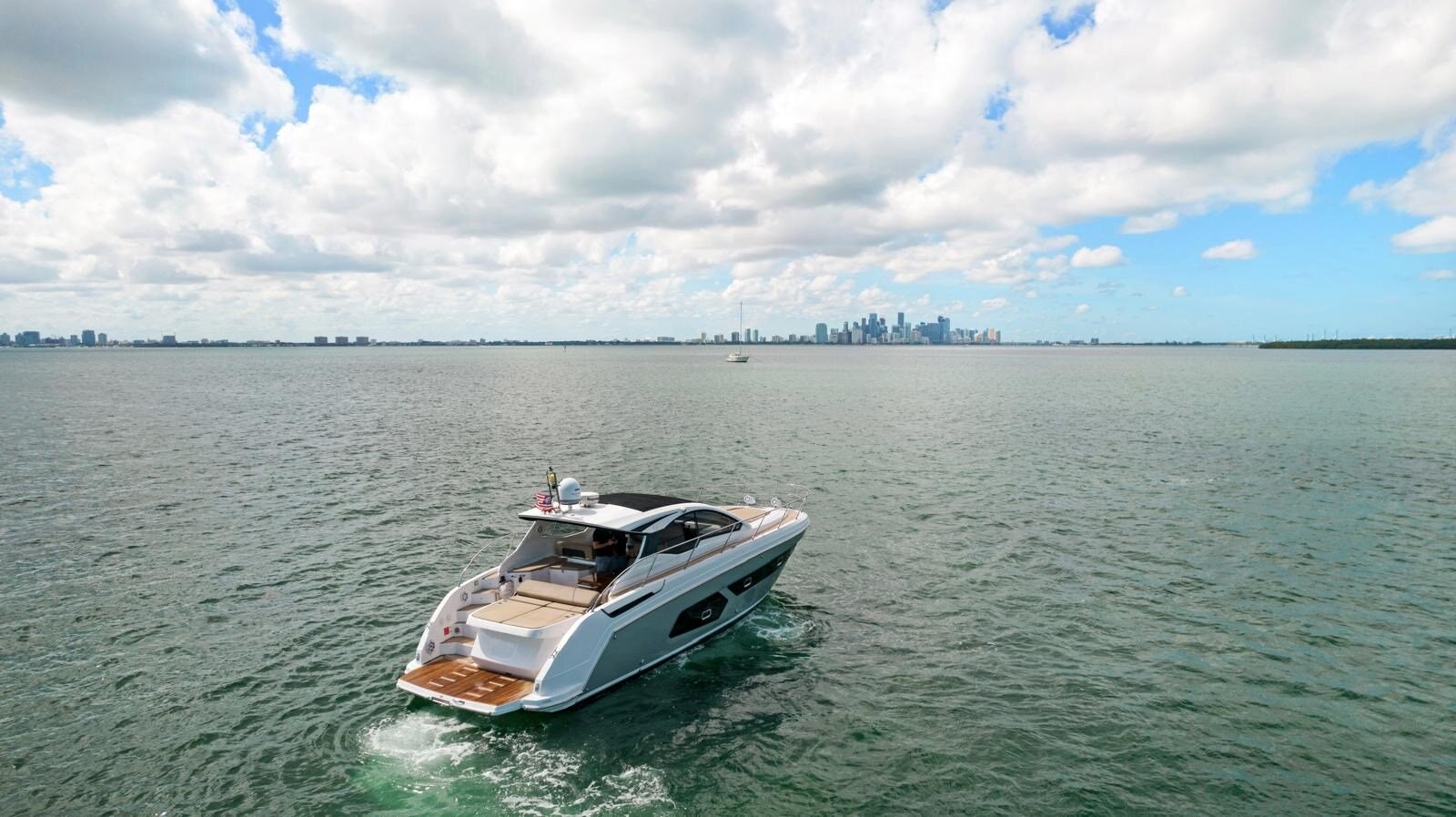 2016-azimut-yachts-45-4-fee510