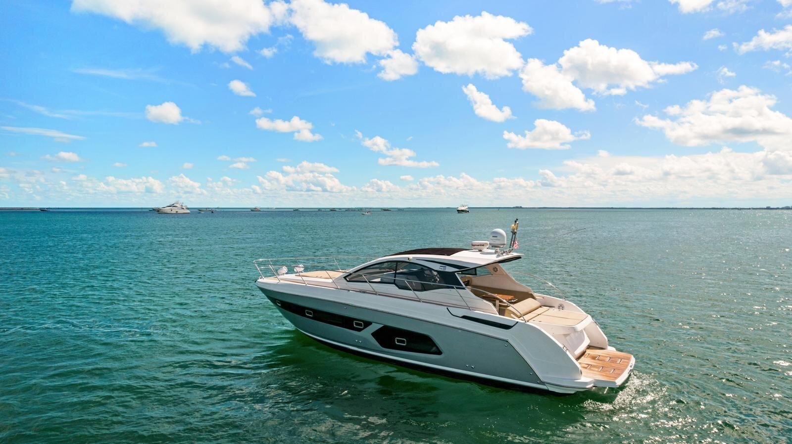 2016-azimut-yachts-45-4-fee510