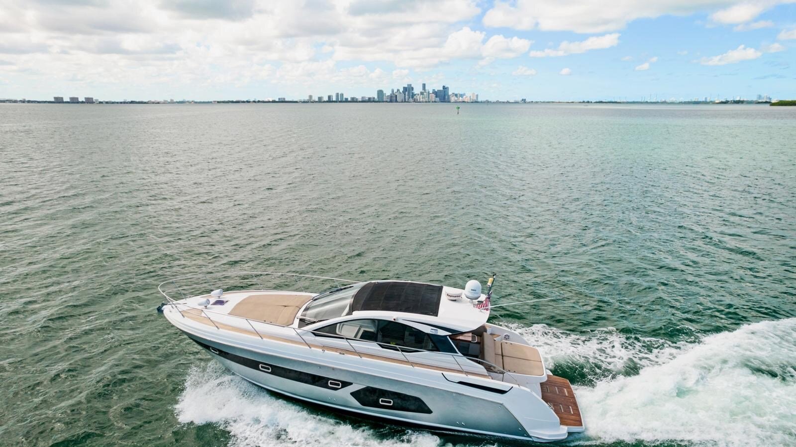 2016-azimut-yachts-45-4-fee510