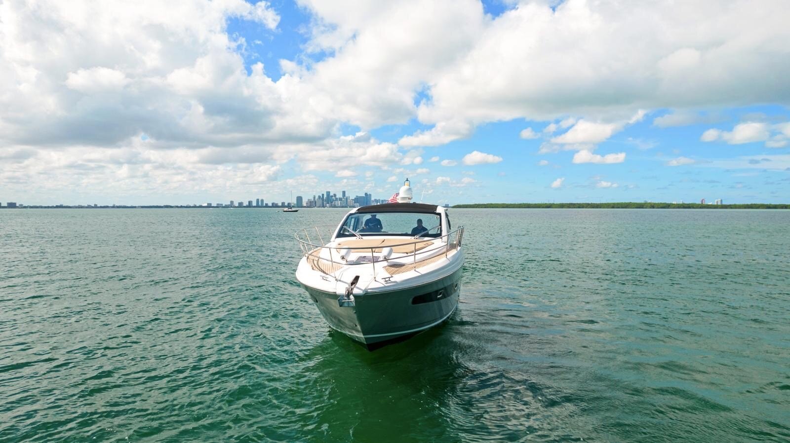 2016-azimut-yachts-45-4-fee510