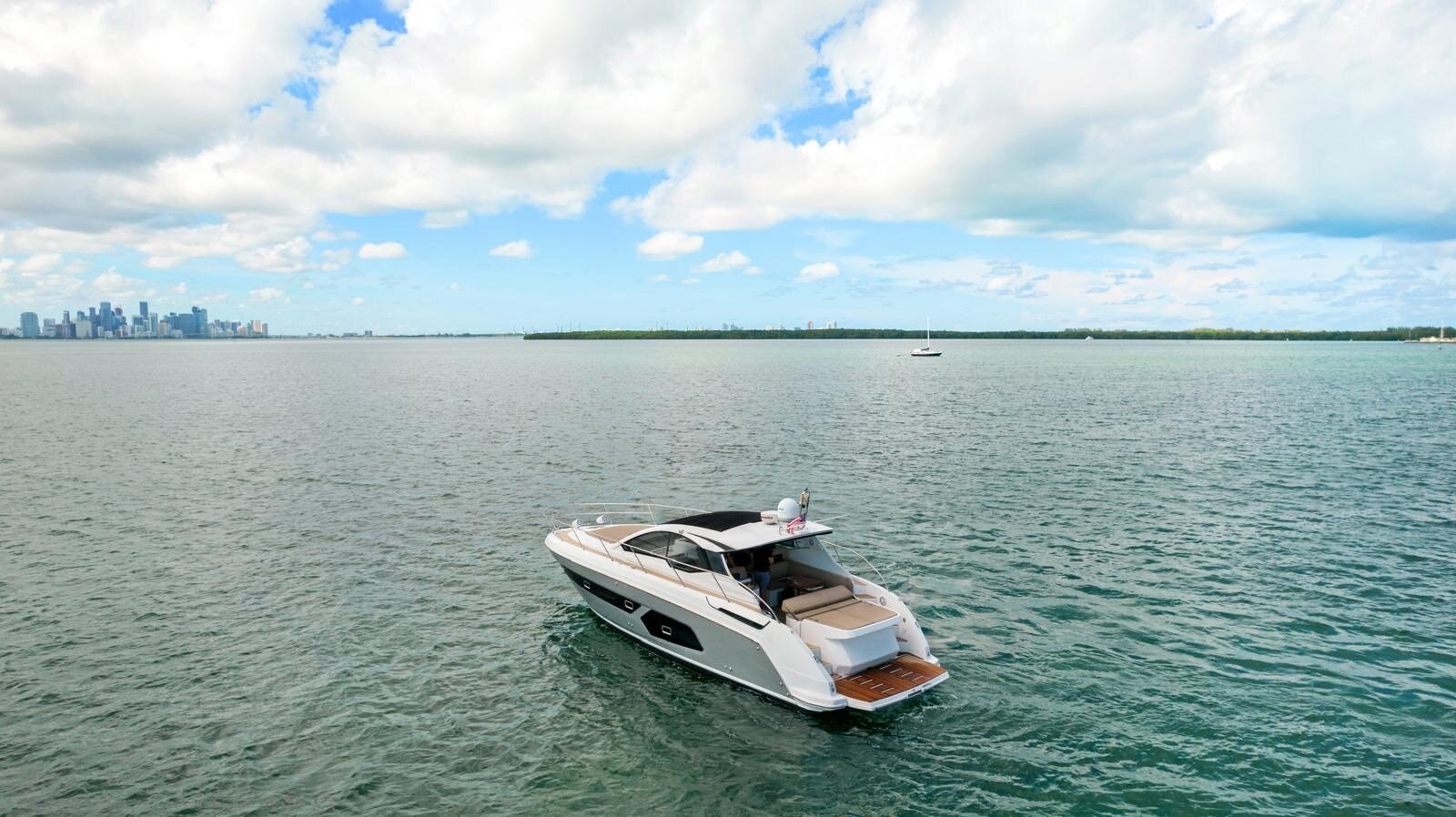 2016-azimut-yachts-45-4-fee510