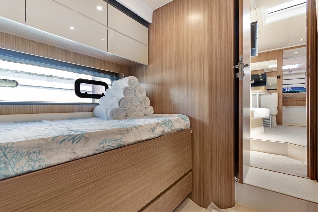 2016-azimut-yachts-45-4-fee510