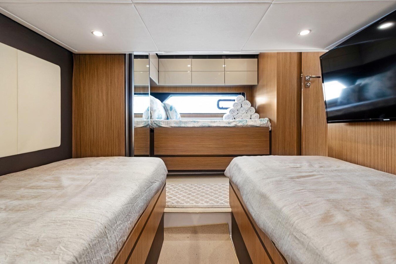 2016-azimut-yachts-45-4-fee510