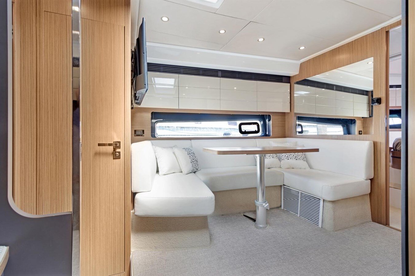 2016-azimut-yachts-45-4-fee510