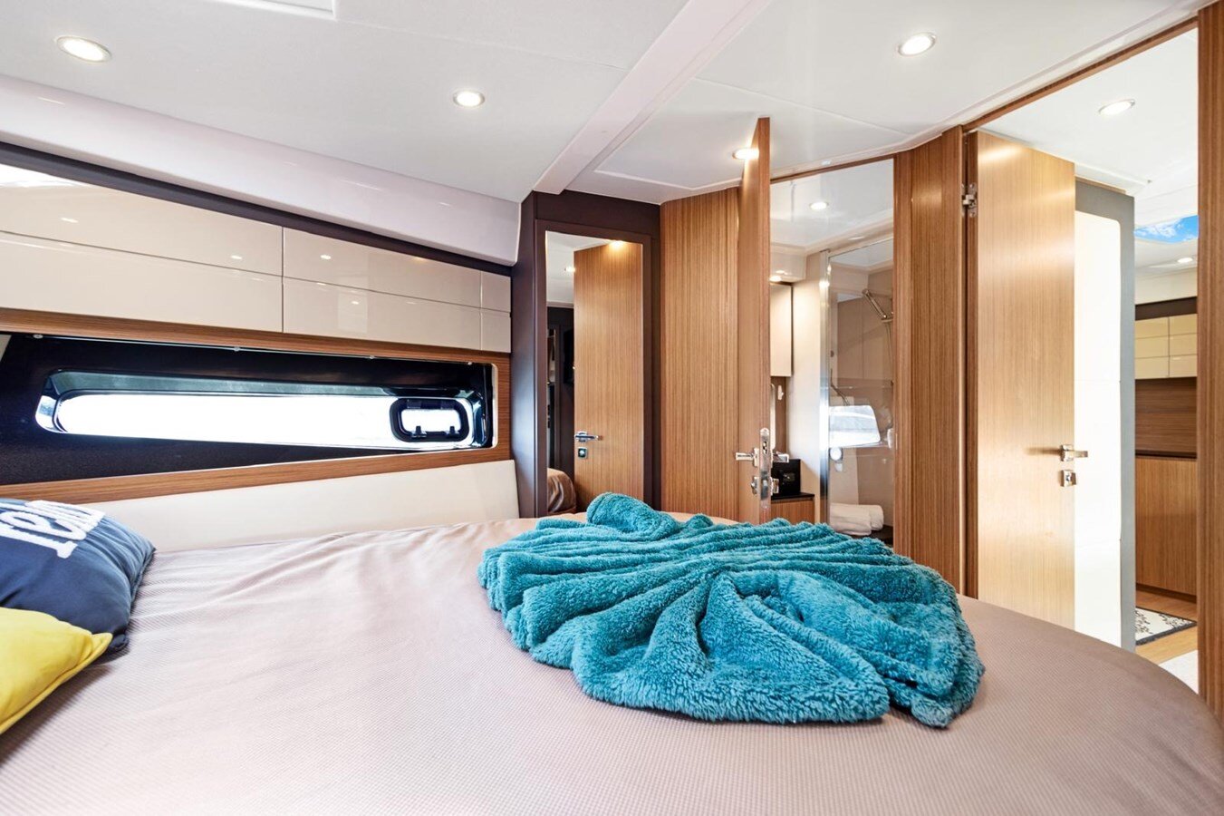 2016-azimut-yachts-45-4-fee510