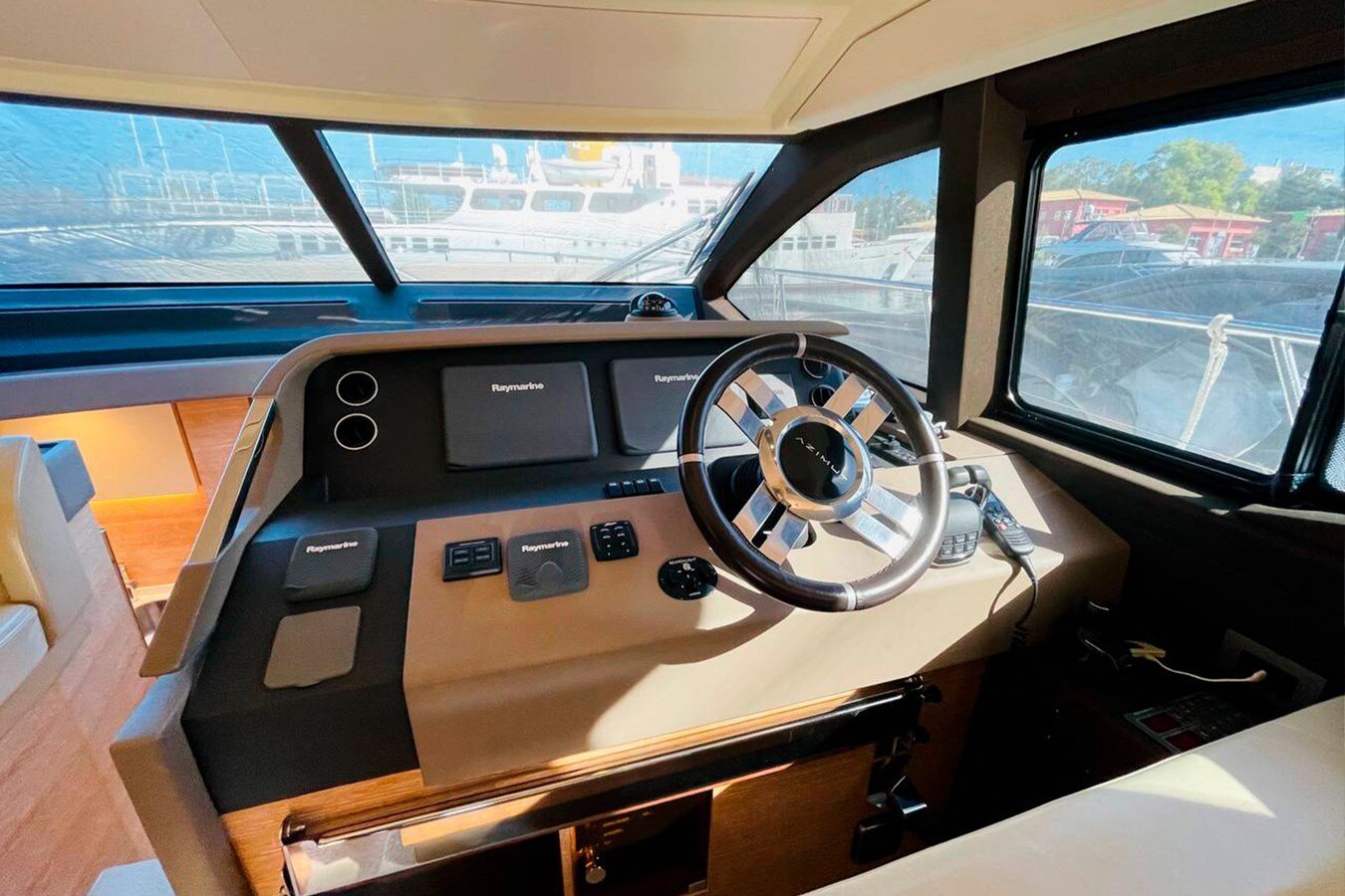 2016-azimut-yachts-52-2-5956a9