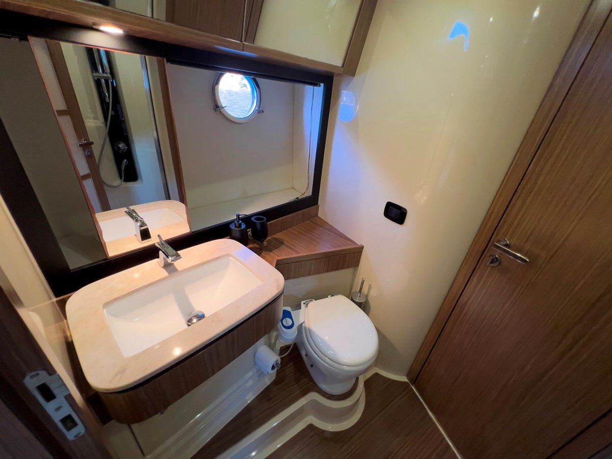 2016-azimut-yachts-55-6-f2662e