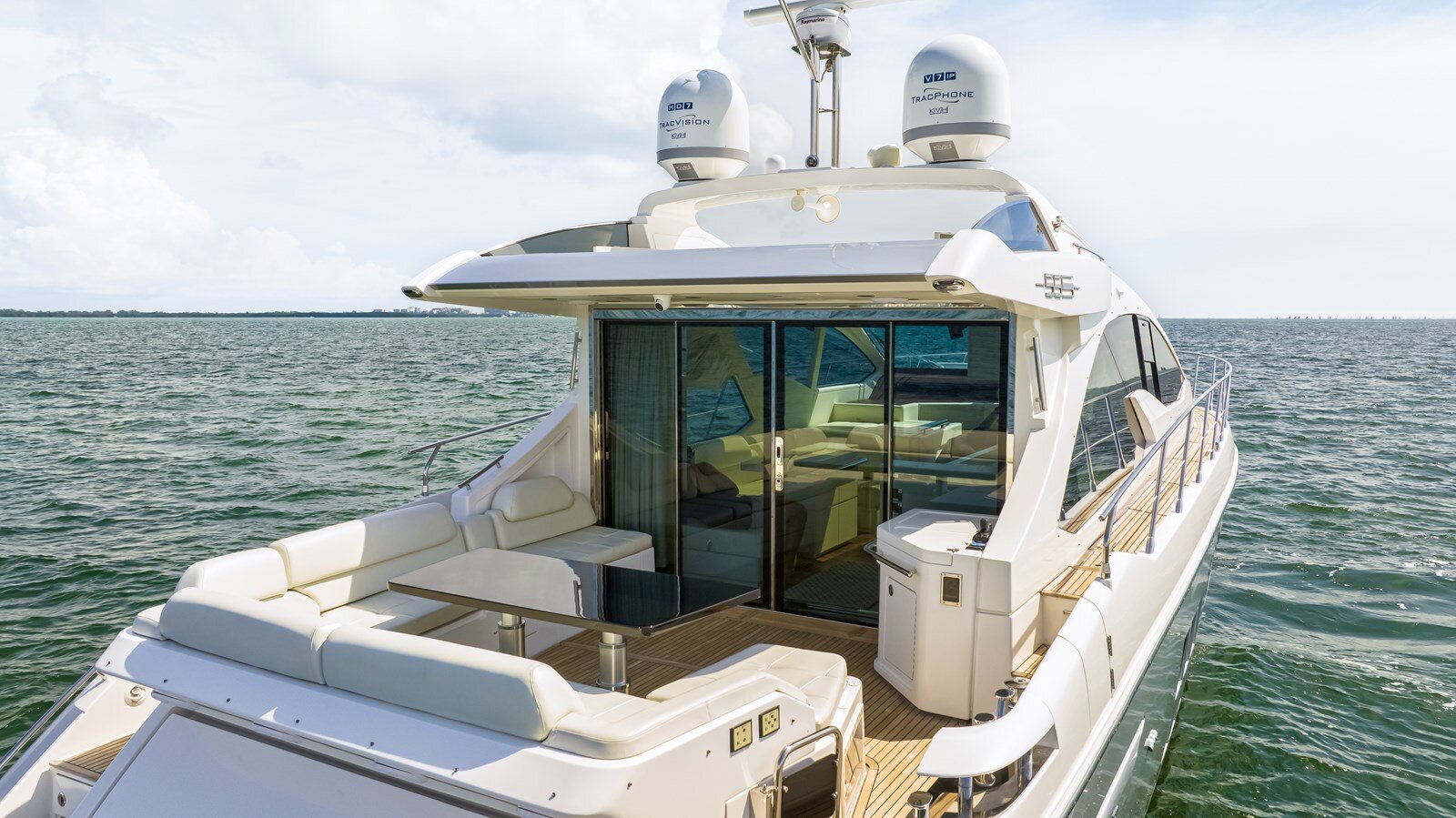 2016-azimut-yachts-55-b9e7ce