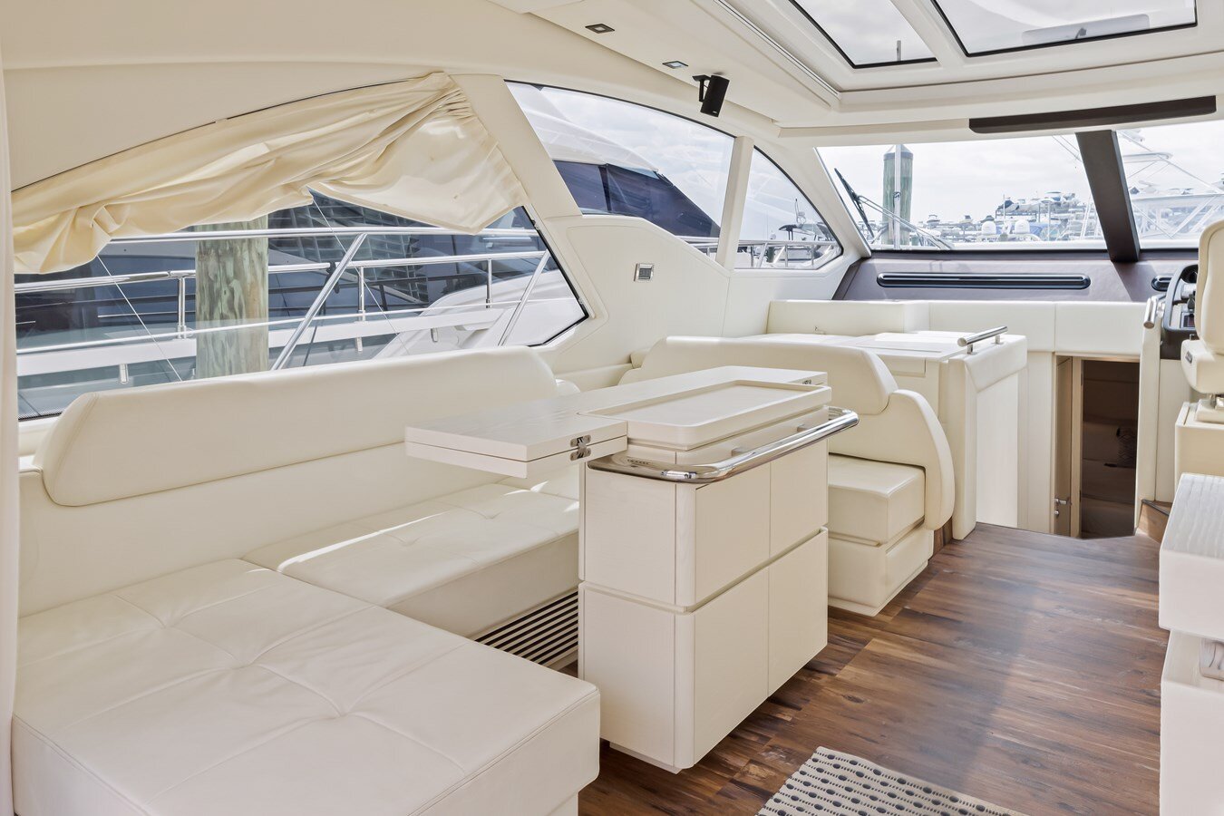 2016-azimut-yachts-55-b9e7ce