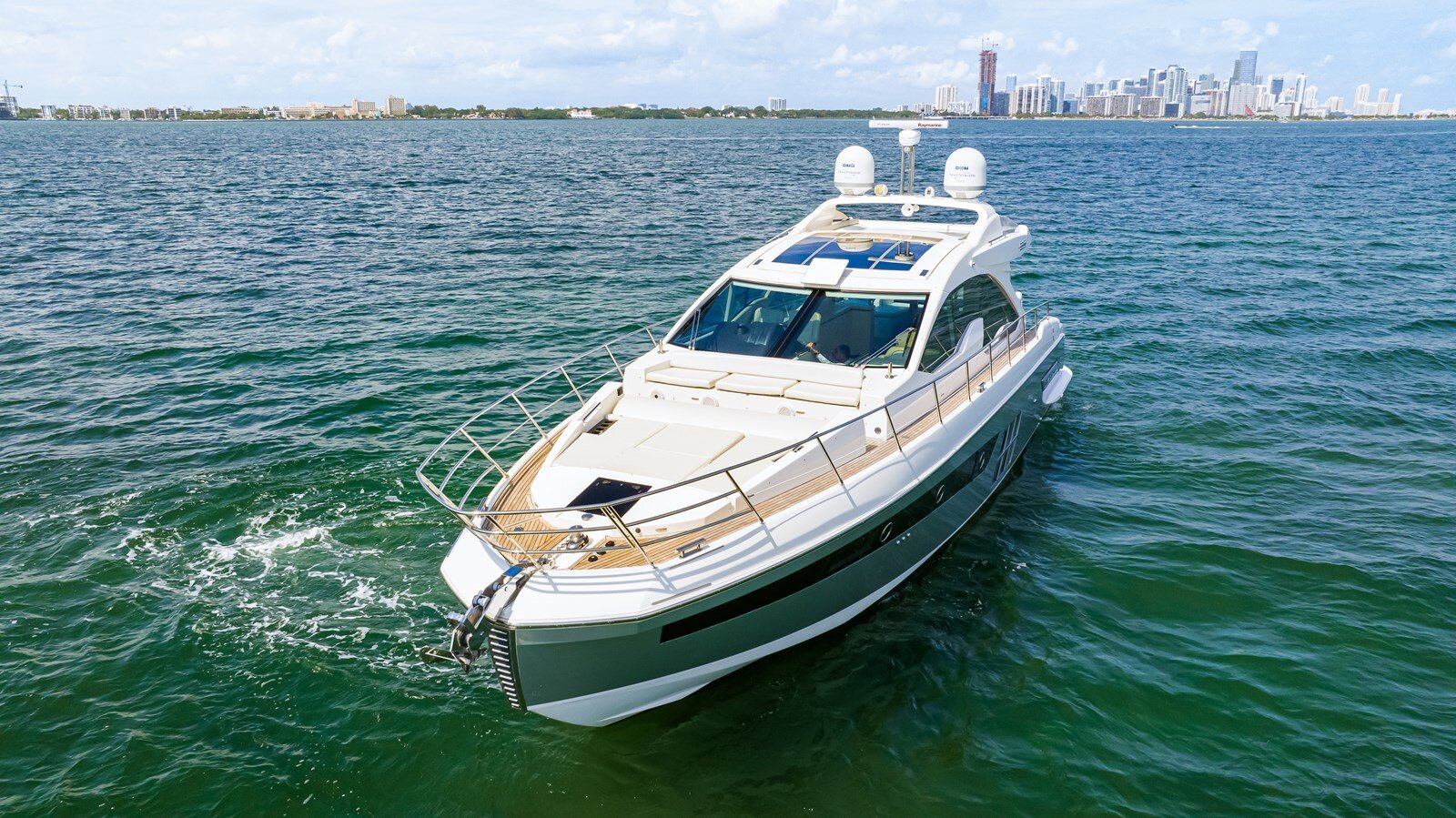 2016-azimut-yachts-55-b9e7ce