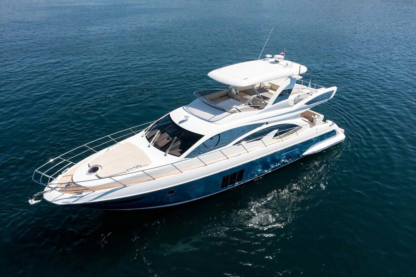 2016-azimut-yachts-60-9-f3fa0e