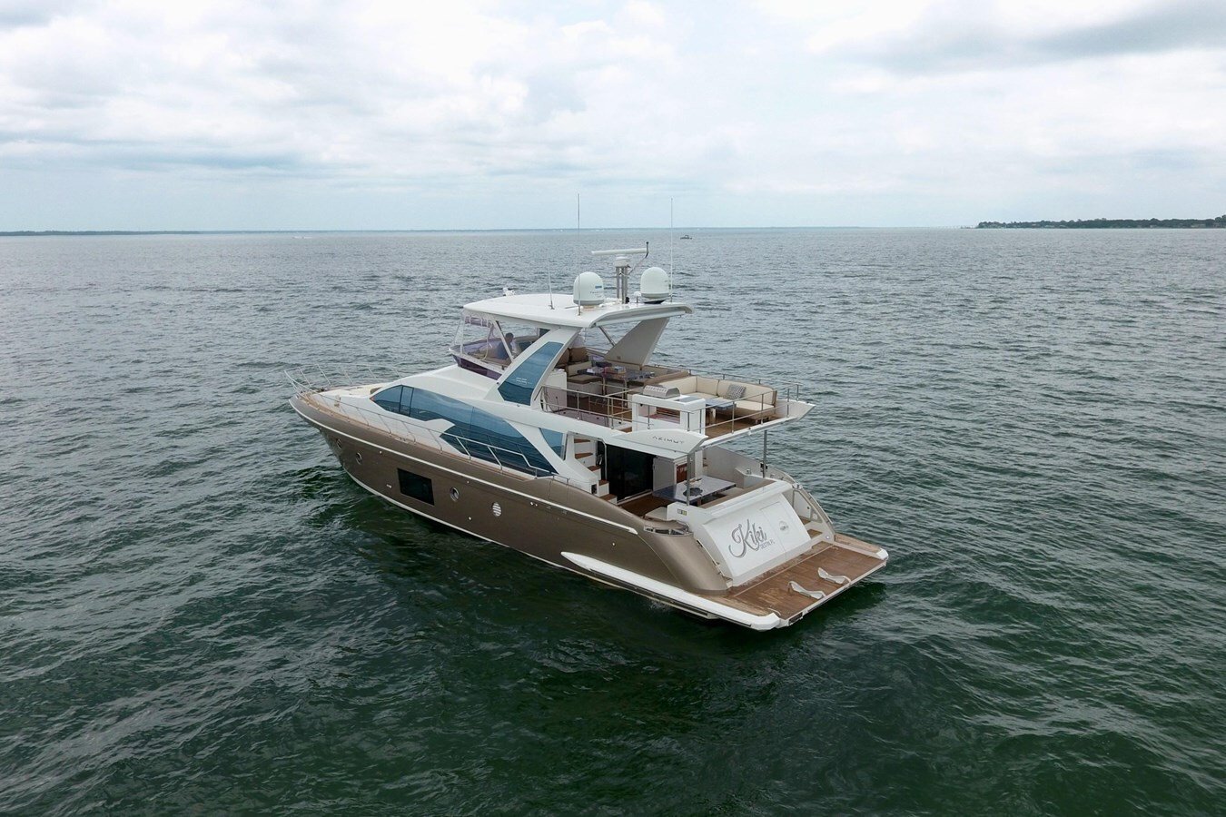 2016-azimut-yachts-66-b491d0