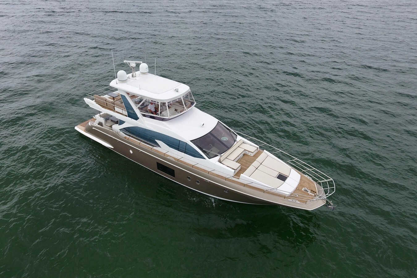 2016-azimut-yachts-66-b491d0